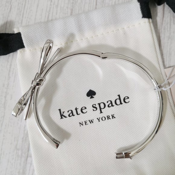 NWT Kate Spade Skinny Mini Bow Bangle in Silver w Pouch O0RU2912 $78 - Picture 3 of 5